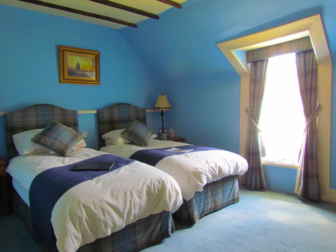 Altnaharra Hotel Lairg Buitenkant foto
