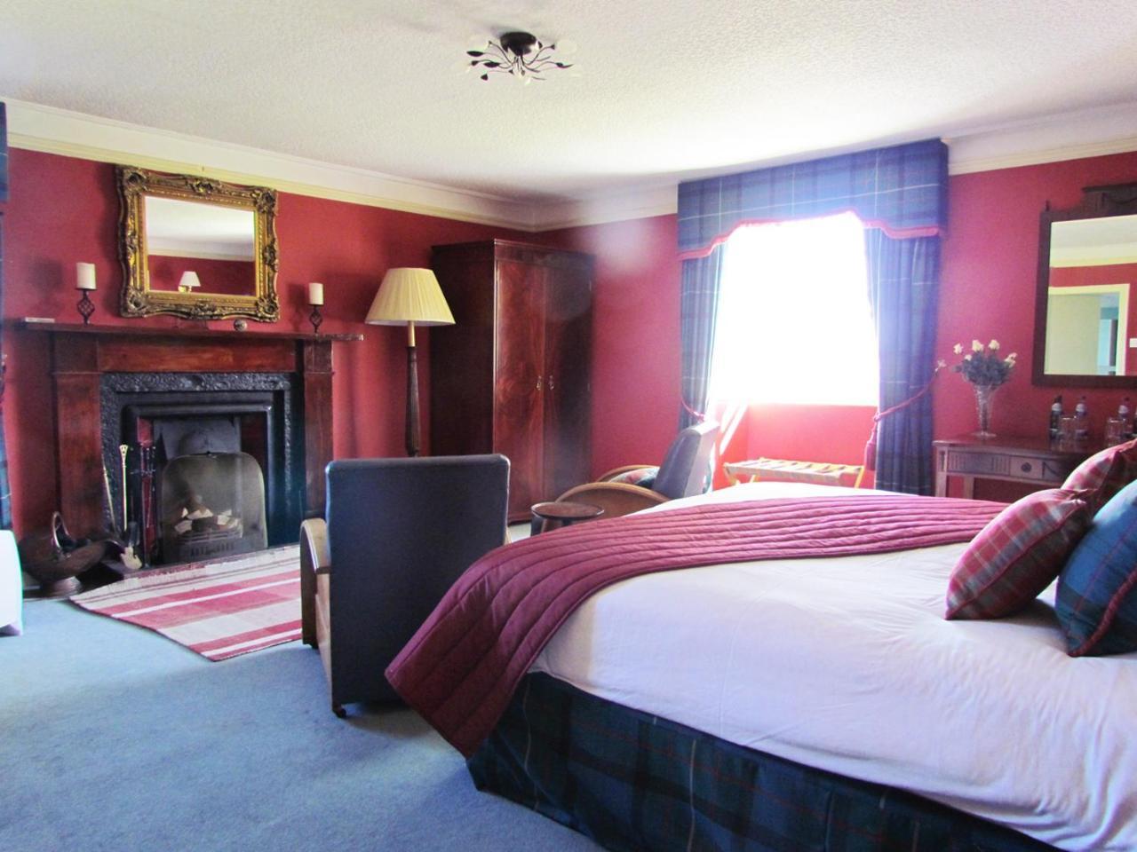 Altnaharra Hotel Lairg Buitenkant foto